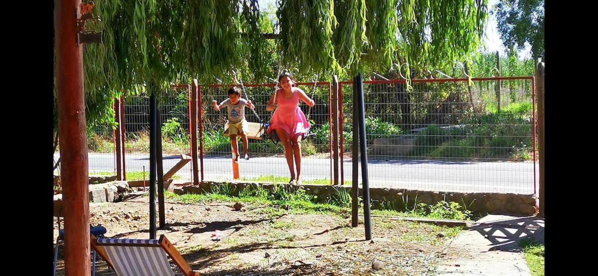 Molina, Cerca De 7 Tazas, Campo Con Animales Y Piscina Desmontable Villa Curico Exterior photo